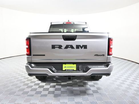 Used 2025 RAM 1500 Big Horn AWD/4WD image 5