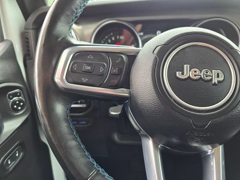 Used 2023 Jeep Wrangler Unlimited Rubicon 4xe w/ Cold Weather Group AWD/4WD image 12