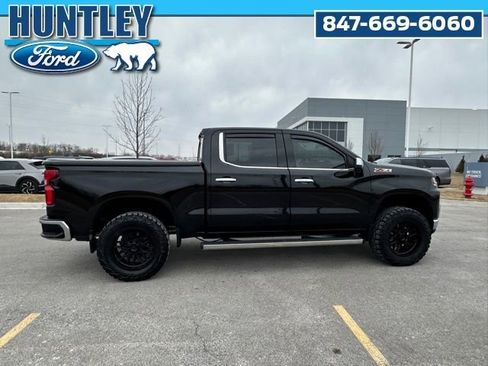 Used 2022 Chevrolet Silverado 1500 LTZ w/ LTZ Premium Package image 11