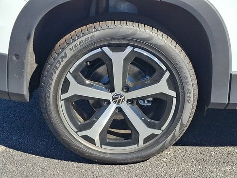 New 2026 Volkswagen Tiguan SE AWD/4WD image 5