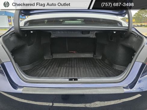 Used 2021 Toyota Camry XSE image 16