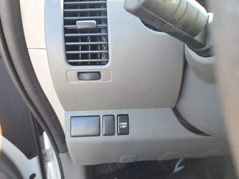 Used 2018 Nissan Frontier S image 10