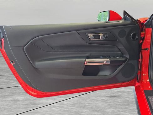 Used 2025 Ford Mustang Premium RWD image 16