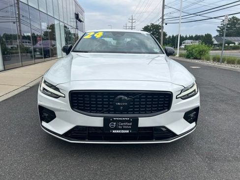 Certified 2024 Volvo S60 B5 Plus AWD/4WD image 7