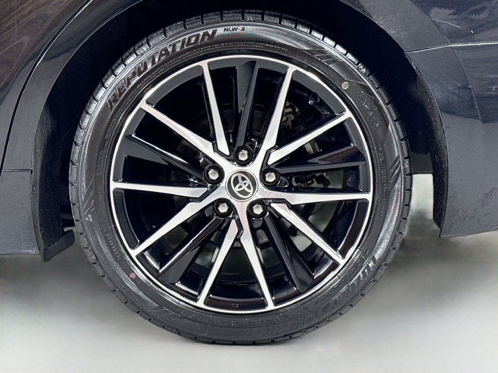 Used 2023 Toyota Camry SE AWD/4WD image 10
