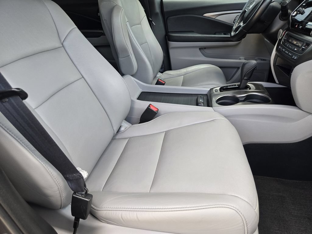 Used 2020 Honda Pilot EX-L image 11