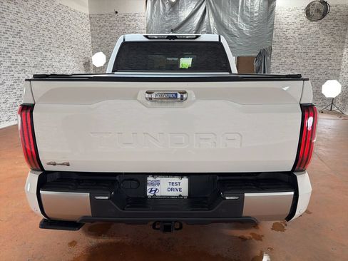 Used 2025 Toyota Tundra Limited AWD/4WD image 6