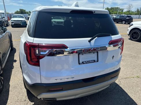 Used 2021 GMC Acadia SLE w/ LPO, Floor Liner Package AWD/4WD image 15