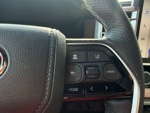 Used 2024 Toyota Sequoia Capstone RWD image 38