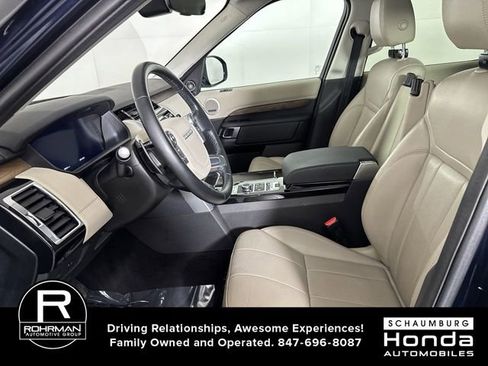 Used 2018 Land Rover Discovery HSE image 4