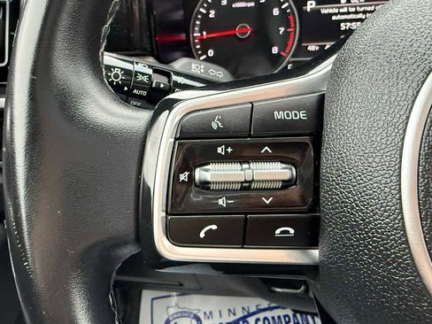 Used 2021 Kia Sorento EX w/ Panoramic Sunroof Package AWD/4WD image 16