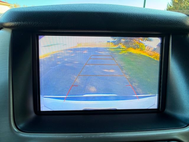 Used 2018 GMC Yukon XL Denali w/ Open Road Package AWD/4WD image 12