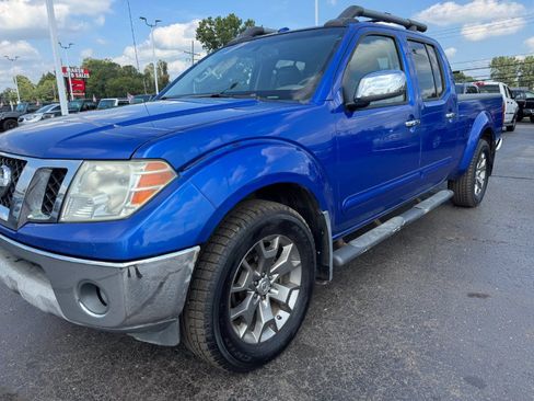 Used 2014 Nissan Frontier SV AWD/4WD image 9