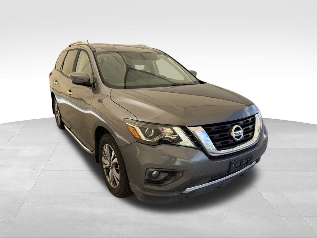 Used 2018 Nissan Pathfinder SV FWD image 5