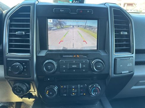 Used 2018 Ford F150 XLT w/ Equipment Group 302A Luxury image 8