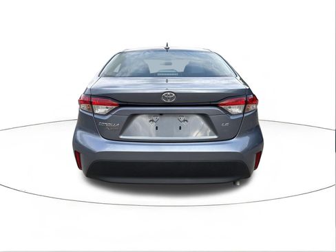 Used 2023 Toyota Corolla LE FWD image 4