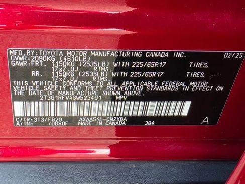 Used 2025 Toyota RAV4 LE image 32