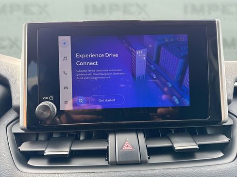 Used 2024 Toyota RAV4 LE image 18