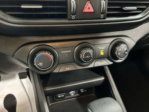 Certified 2023 Kia Forte LXS FWD image 16