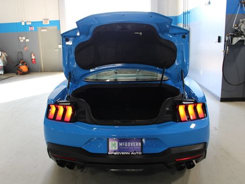 Used 2025 Ford Mustang Premium RWD image 22
