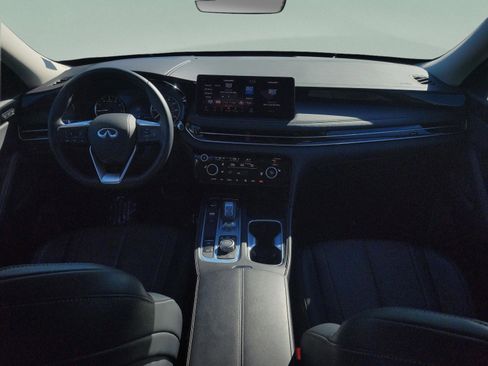 Certified 2025 INFINITI QX60 Pure image 8