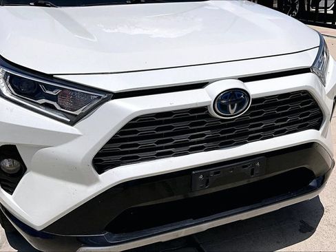 Used 2020 Toyota RAV4 XSE w/ XSE Grade Weather Package AWD/4WD image 34