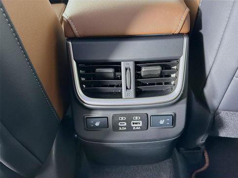 Certified 2024 Subaru Legacy Touring XT AWD/4WD image 28