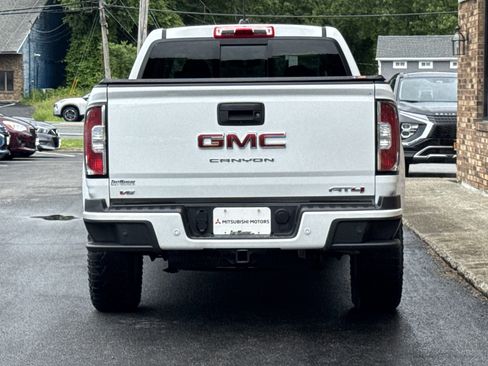 Used 2021 GMC Canyon AT4 image 4