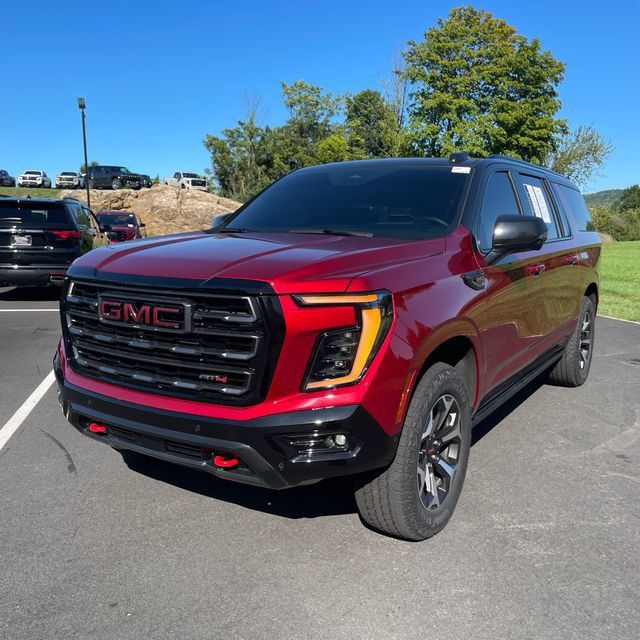 Used 2025 GMC Yukon XL AT4 Ultimate AWD/4WD image 2