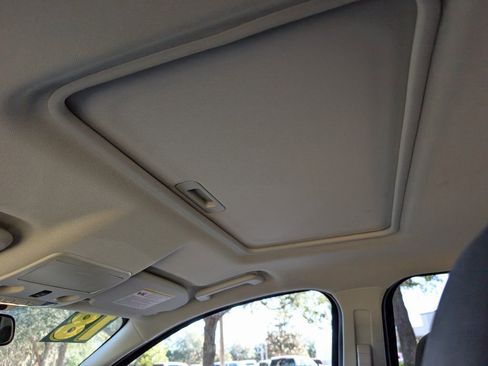 Used 2018 Ford EcoSport SE w/ SE Convenience Package image 20