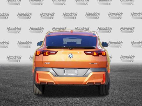 Certified 2025 BMW X2 xDrive28i image 7