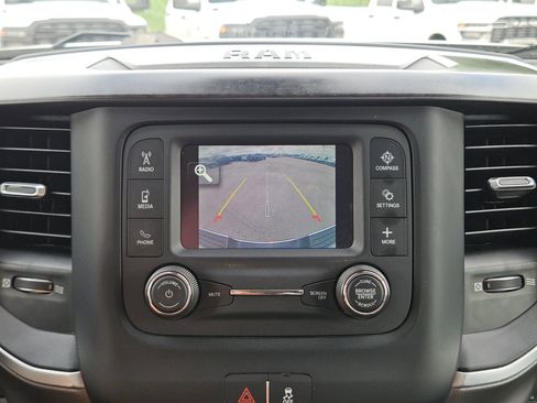 Used 2019 RAM 2500 Big Horn AWD/4WD image 18