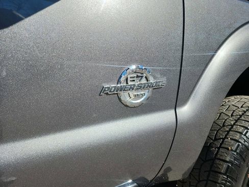 Used 2011 Ford F250 Lariat w/ Lariat Interior Pkg image 14