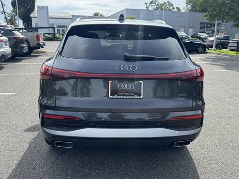 Used 2025 Audi Q5 Premium Plus w/ Premium Plus AWD/4WD image 6
