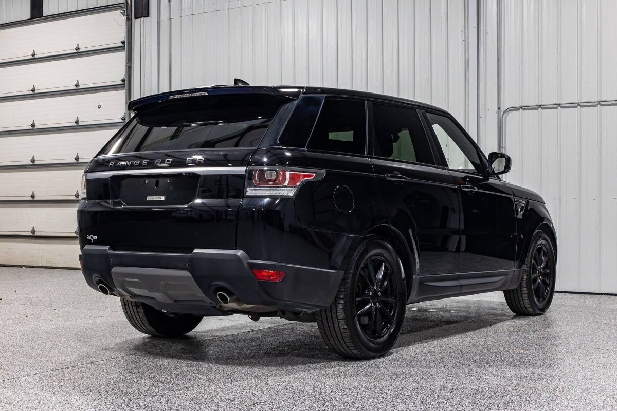 Used 2017 Land Rover Range Rover Sport SE AWD/4WD image 7