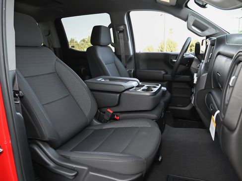 Used 2024 GMC Sierra 1500 Pro w/ Graphite Edition image 38