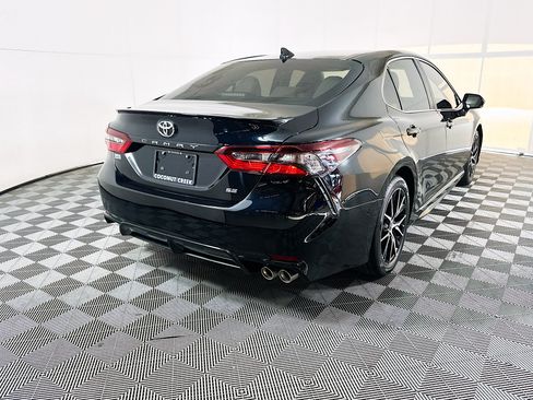 Certified 2023 Toyota Camry SE FWD image 3