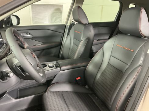 New 2026 Nissan Rogue SV w/ Rock Creek Premium Package image 10