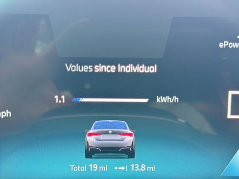 New 2026 BMW i4 eDrive40 w/ Premium Package RWD image 17