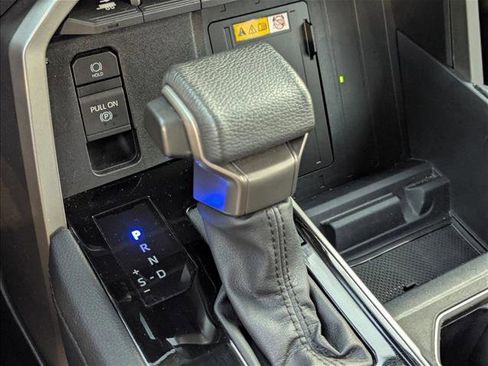 Used 2024 Toyota Tundra Limited image 17