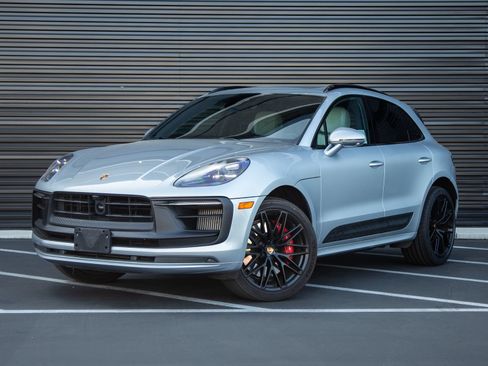 Certified 2023 Porsche Macan GTS AWD/4WD image 1