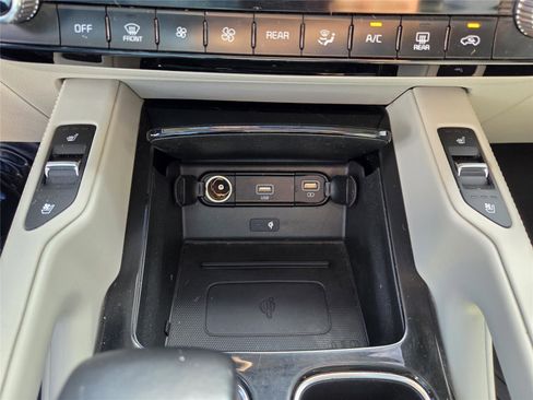 Used 2021 Kia Telluride EX w/ EX Premium Package image 18