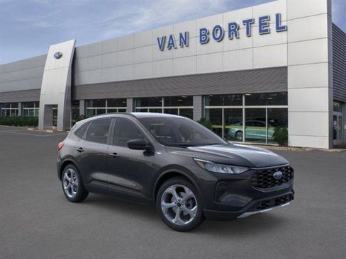 New 2025 Ford Escape ST-Line w/ Cold Weather Package image 7