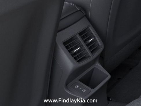 New 2026 Kia Seltos S FWD image 45