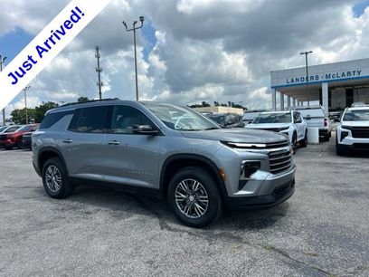 Used 2026 Chevrolet Traverse LT