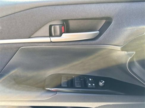 Used 2025 Toyota Camry LE image 20