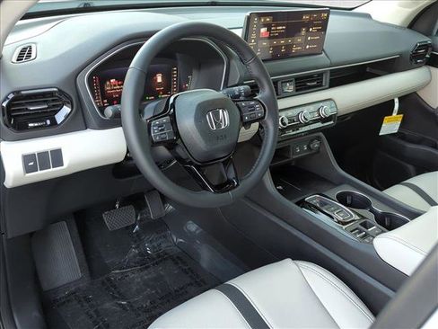 New 2026 Honda Pilot EX-L image 3