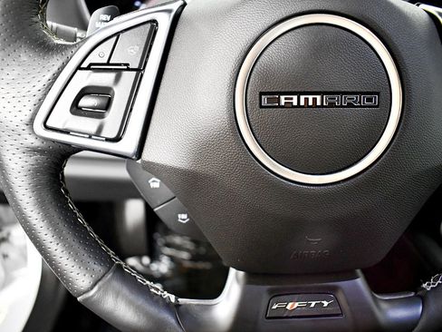 Used 2017 Chevrolet Camaro SS w/ LPO, Ground Effects Package image 25