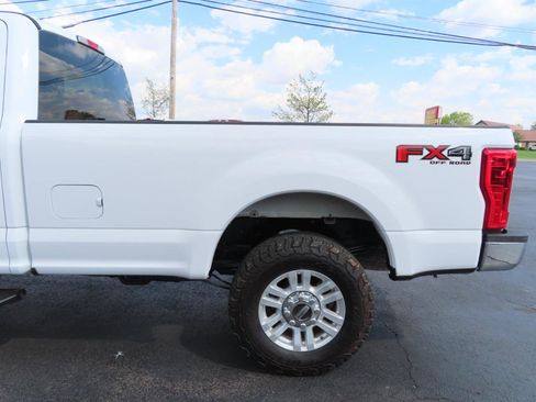 Used 2019 Ford F250 XLT w/ XLT Value Package image 15