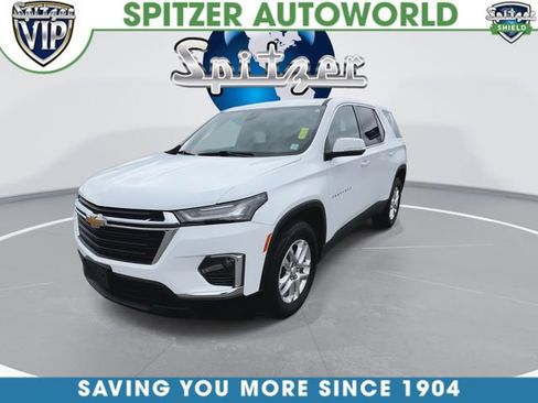 Used 2024 Chevrolet Traverse LS w/ Safety Package image 4